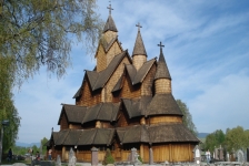 glise en bois debout 